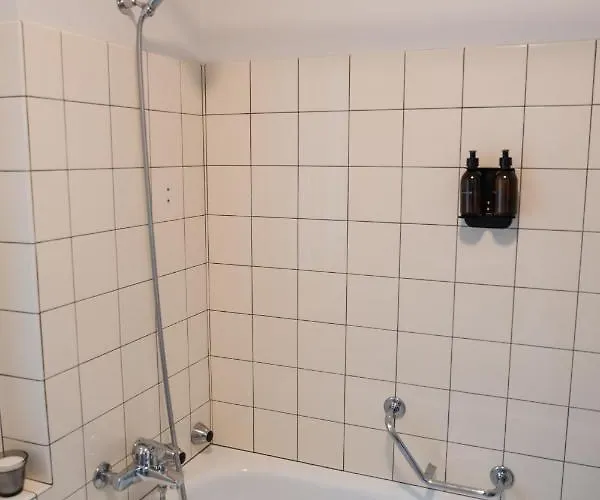 Отель Kalchofen Restaurant Eventhouse Hasle bei Burgdorf